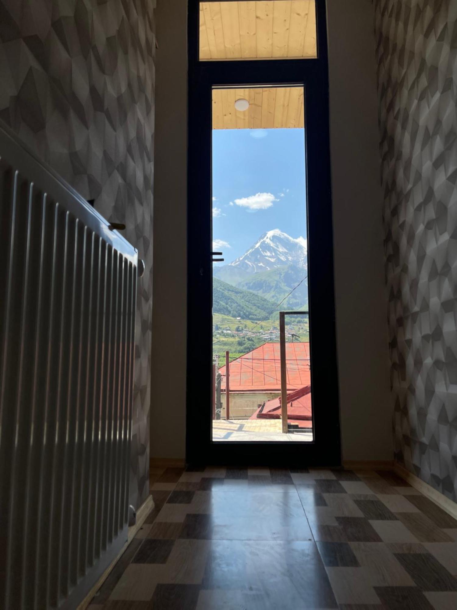 Sunny Guesthouse Kazbegi Luaran gambar