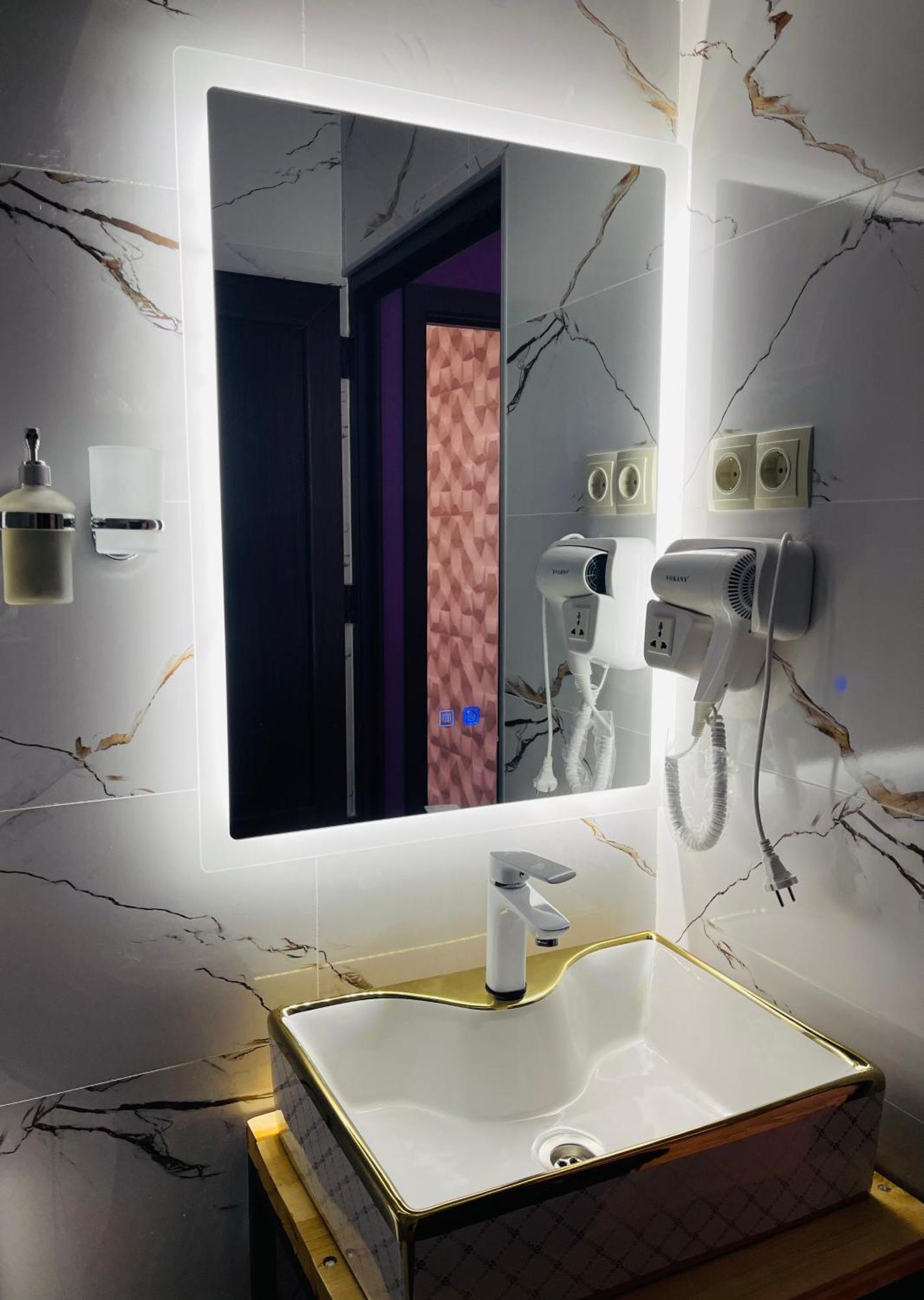 Sunny Guesthouse Kazbegi Luaran gambar
