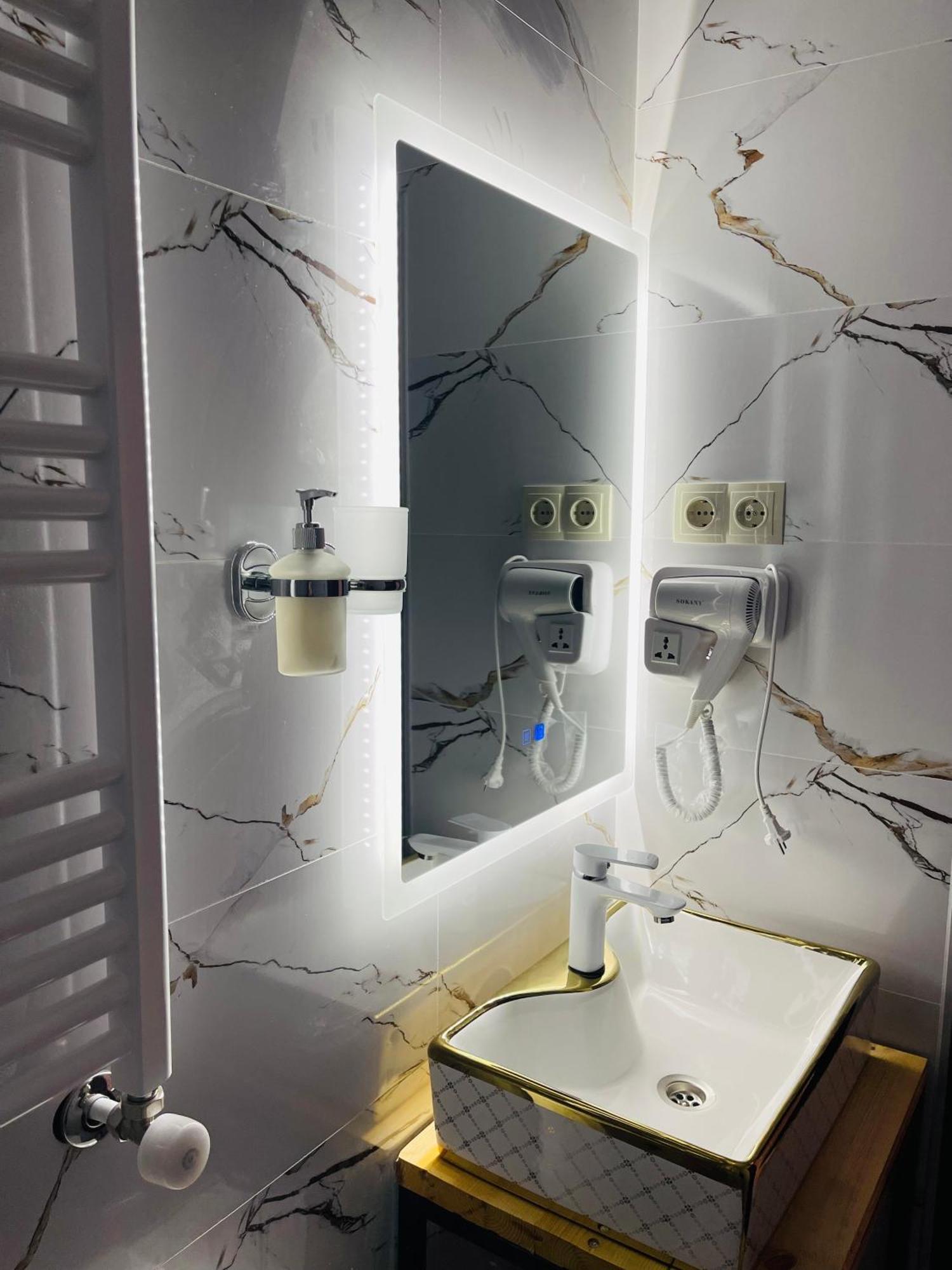 Sunny Guesthouse Kazbegi Luaran gambar
