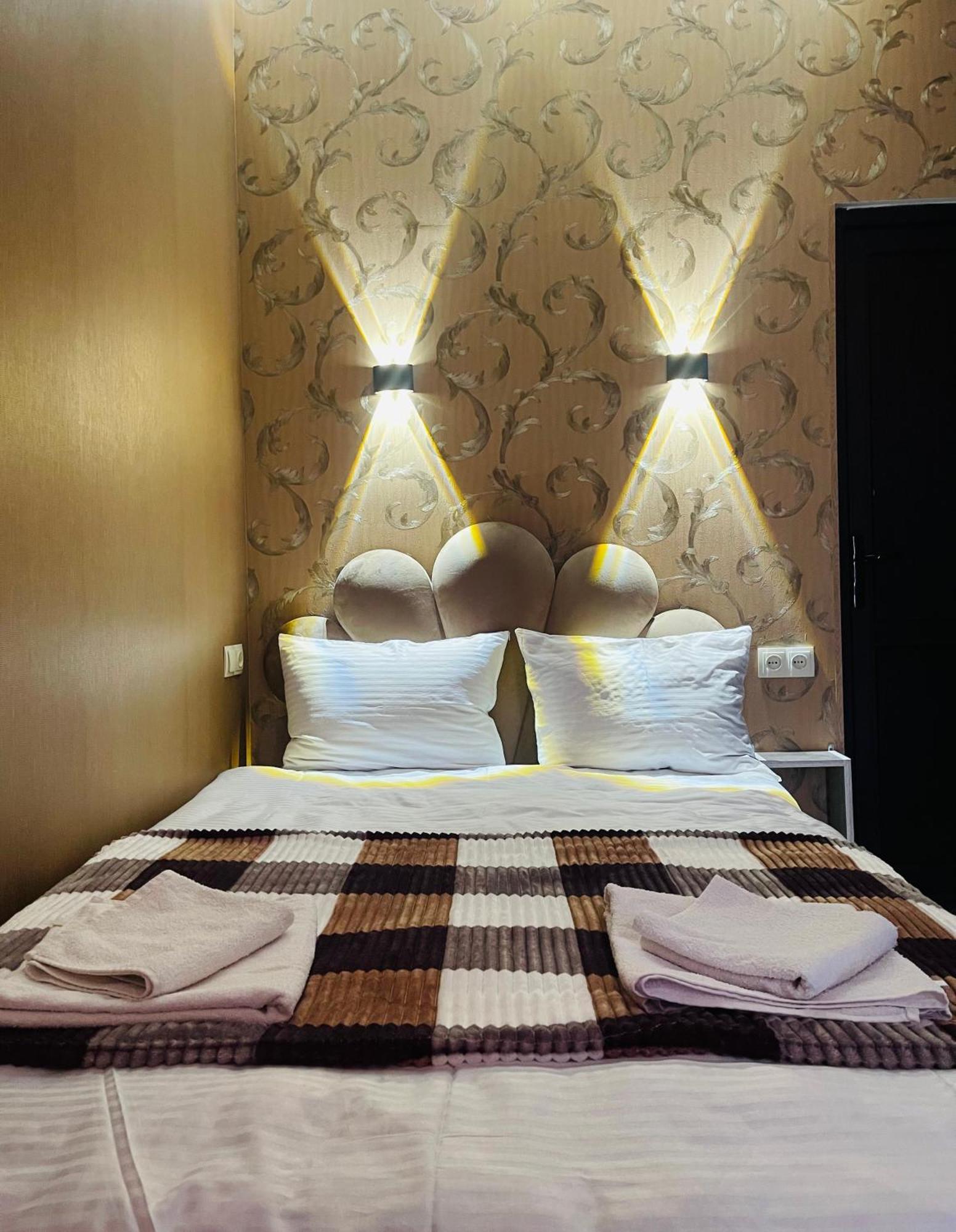 Sunny Guesthouse Kazbegi Luaran gambar