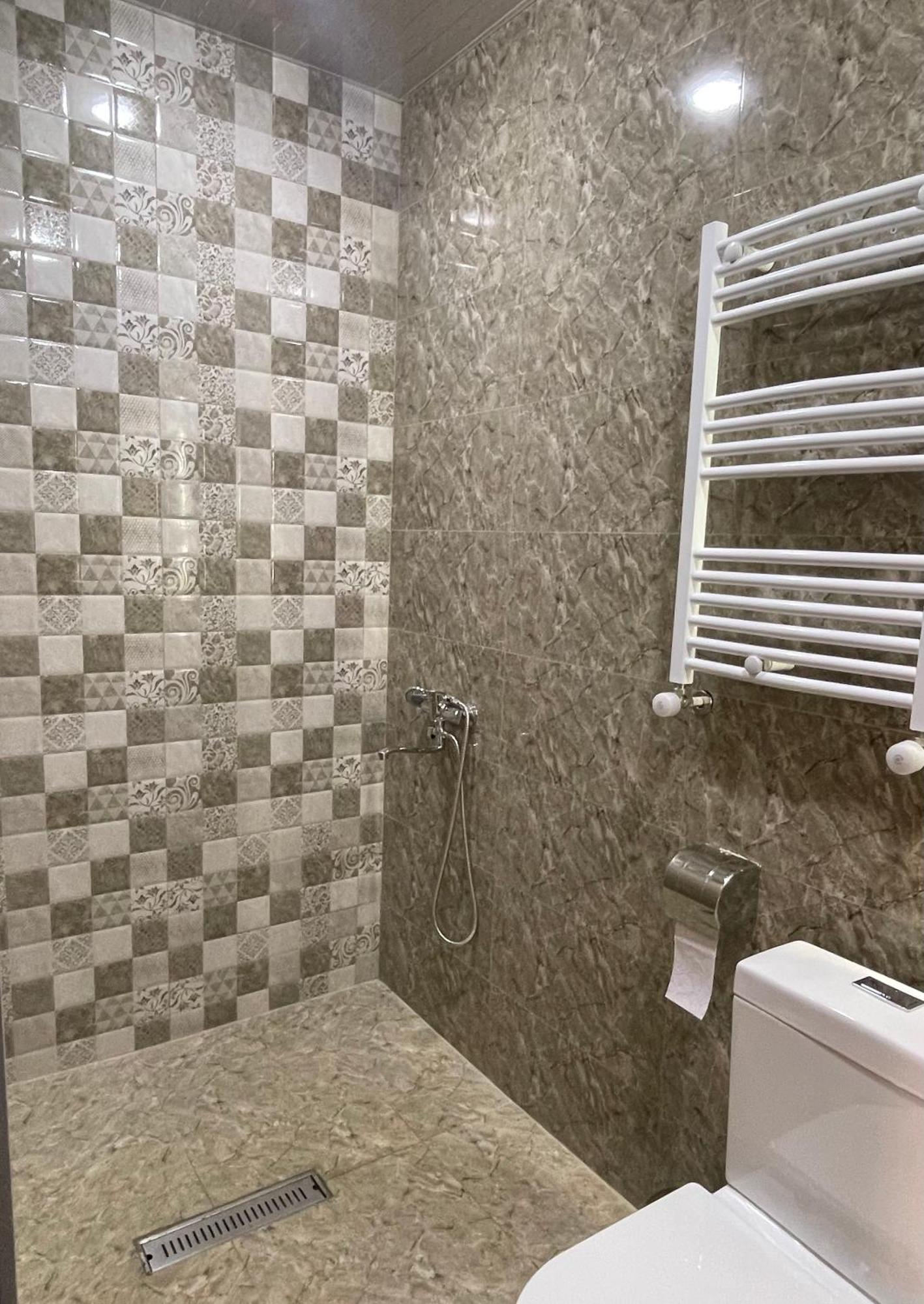 Sunny Guesthouse Kazbegi Luaran gambar