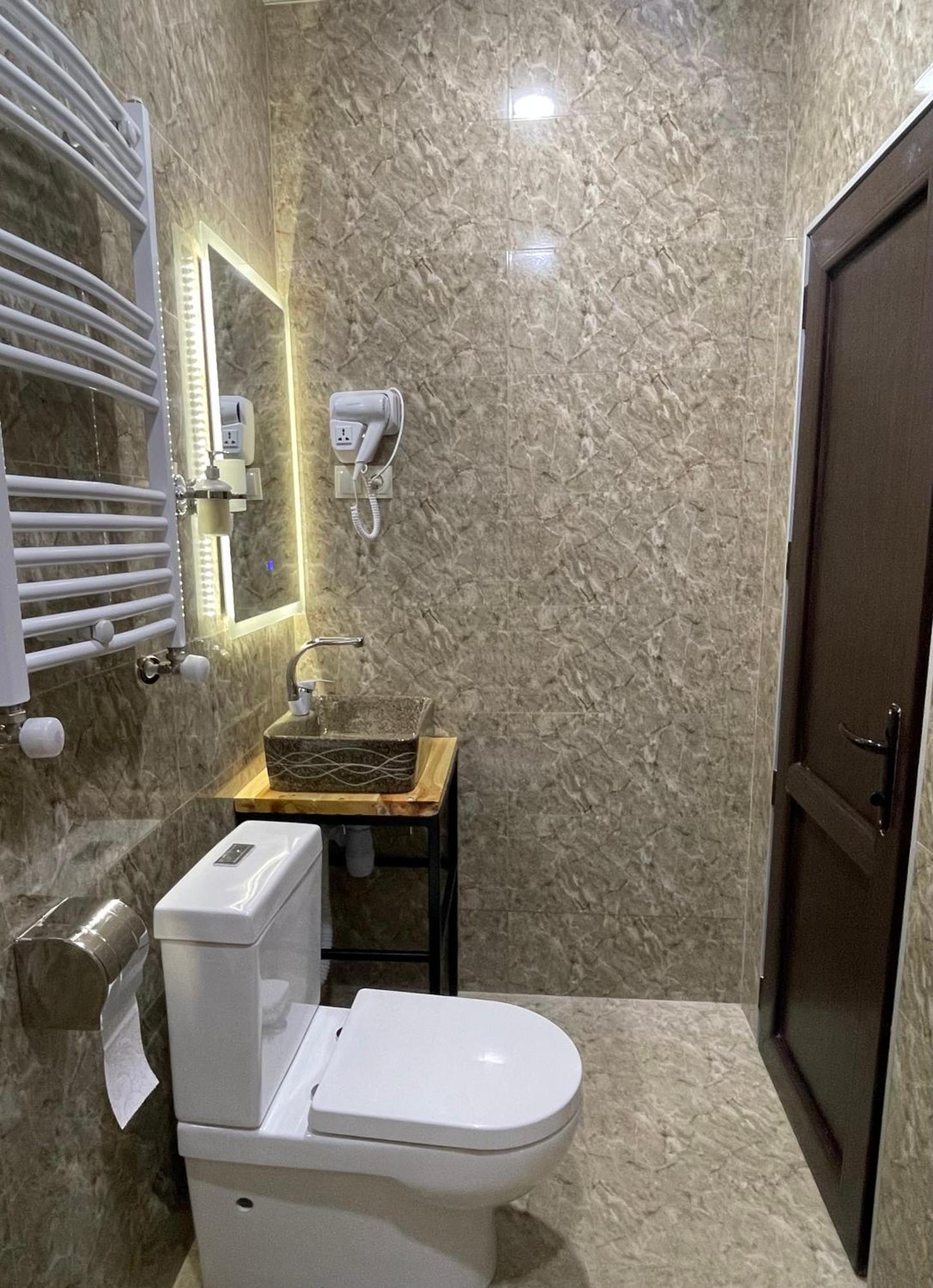 Sunny Guesthouse Kazbegi Luaran gambar