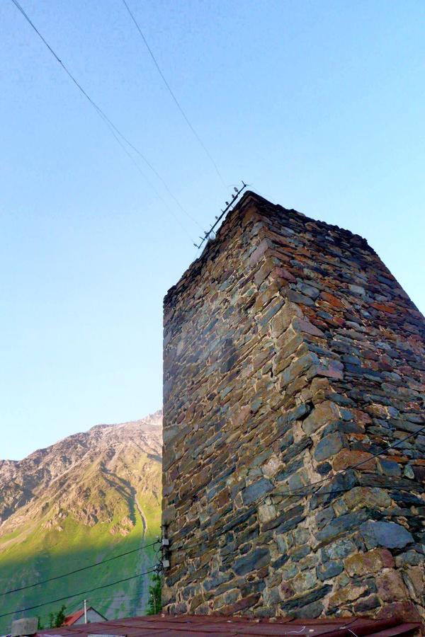 Sunny Guesthouse Kazbegi Luaran gambar