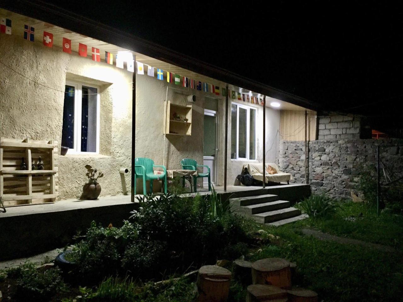 Sunny Guesthouse Kazbegi Luaran gambar
