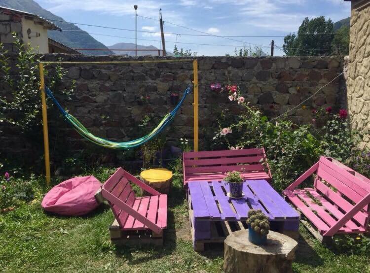 Sunny Guesthouse Kazbegi Luaran gambar